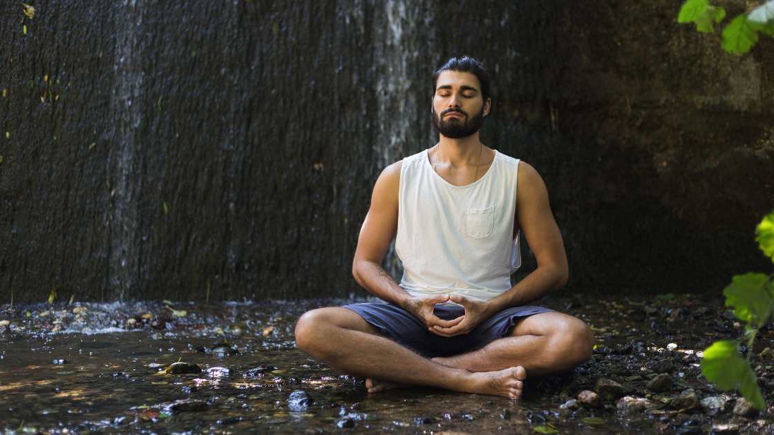 Meditating in the Rain: The Benefits and How-To Guide